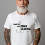 Αντρικό T-shirt - Hooked On Being Grandpa -Since (ημερομηνία)