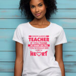 Γυναικείο T-shirt - Kinder Garden Teacher - If you think my hands are full - You should see my heart