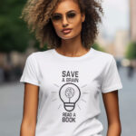 Γυναικείο T-shirt - Save a brain – Read a book – Lamp